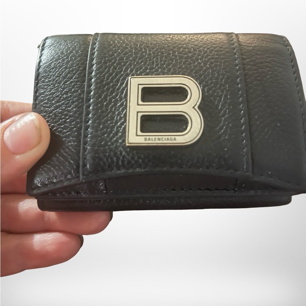 BALENCIAGA Black Hourglass B Logo Leather Trifold Wallet